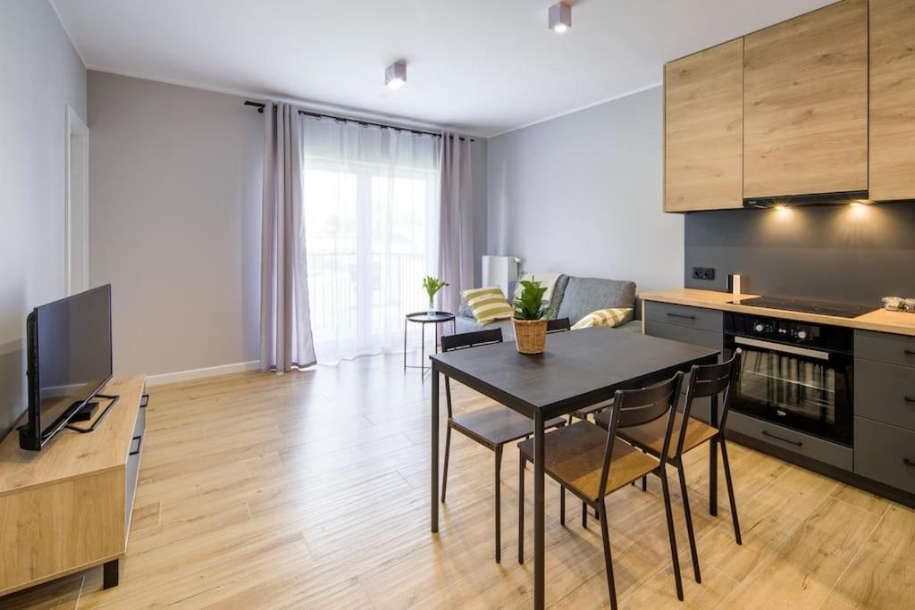 Comfortable And Spacious Oasis Apartment *